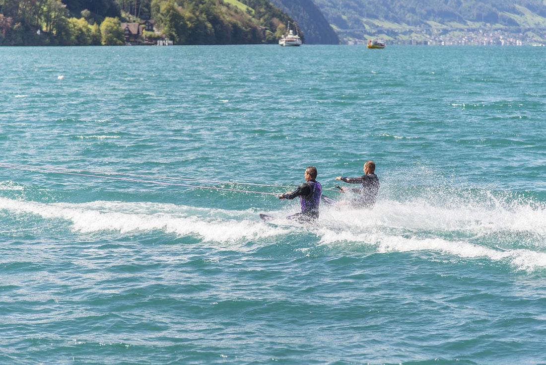 How to Kneeboard: A Guide to Kneeboarding Techniques and Tips